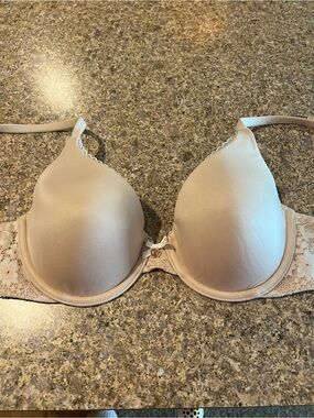 Victoria's Secret Smooth Light Nude T-Shirt Bra